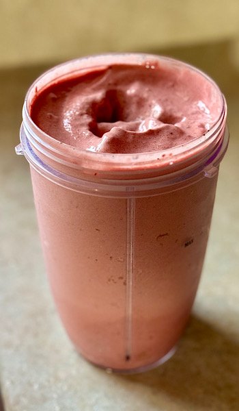 frozen cherry smoothie